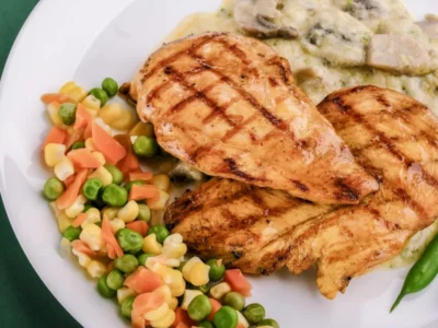 Frango Grelhado com Legumes